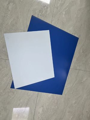 Plat CTP putih tanpa proses dengan lebar kumparan maksimum 1350 mm dan periode validitas 18 bulan untuk pemasang plat termal