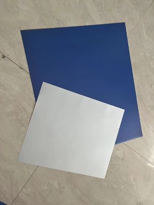 Plat cetak CTCP aluminium dengan lapisan tunggal dan efisiensi energi laser 100-140 Mj/cm2 dalam kemasan yang layak laut