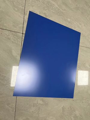 Plat CTP Lembar Biru Hitam Berlapis Ganda Dengan 350000 Impresi 0.15mm Sampai 0.40mm Gauge Dan ≤10% Dot Gain Untuk Pencetakan Berkualitas Tinggi