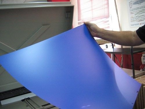 0.3mm tebal CTP Thermal Plate Blue Aluminium Printing Plates untuk pencetakan warna